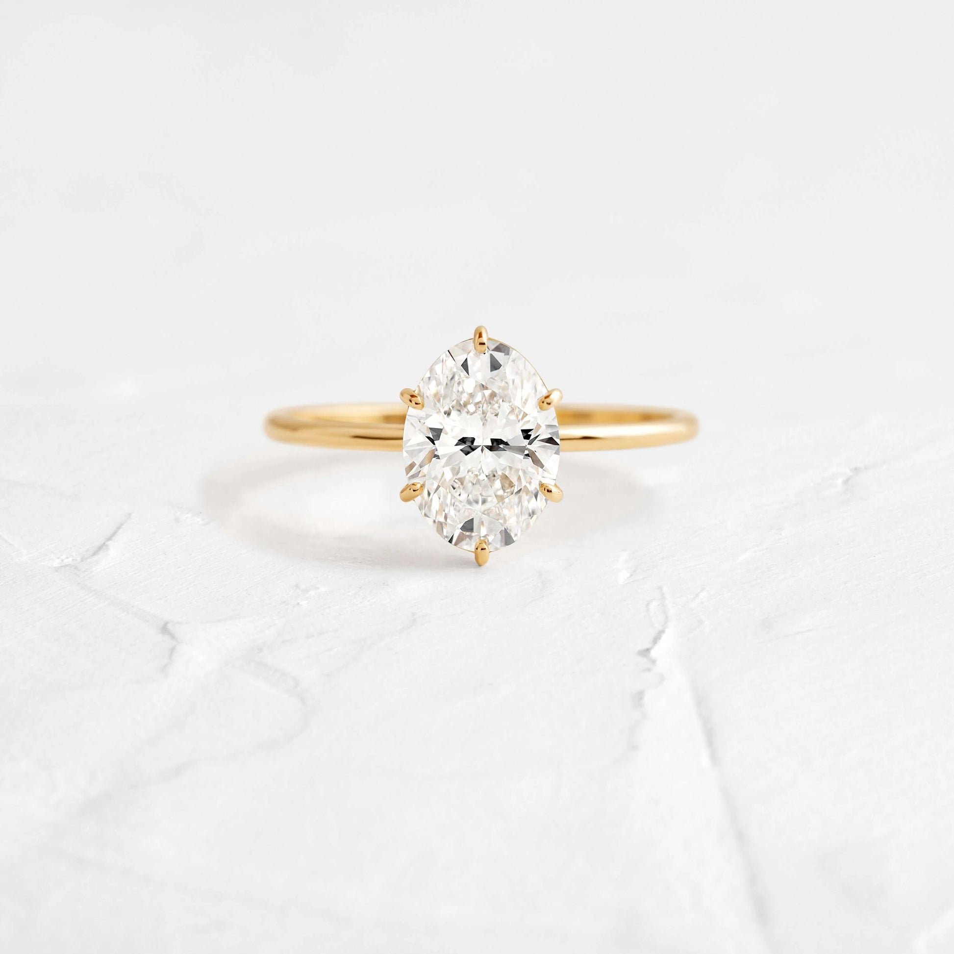 Oval Solitaire