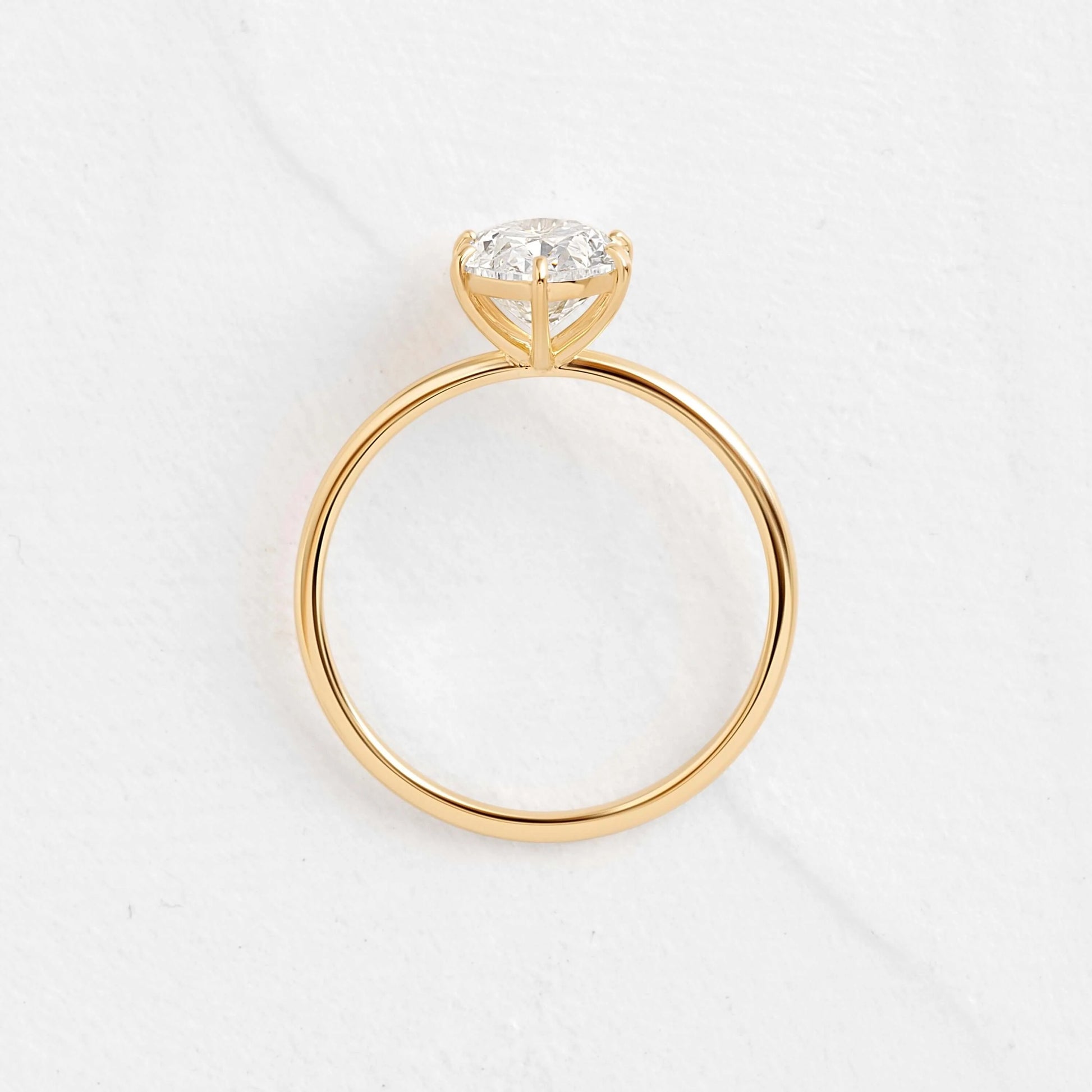 Oval Solitaire