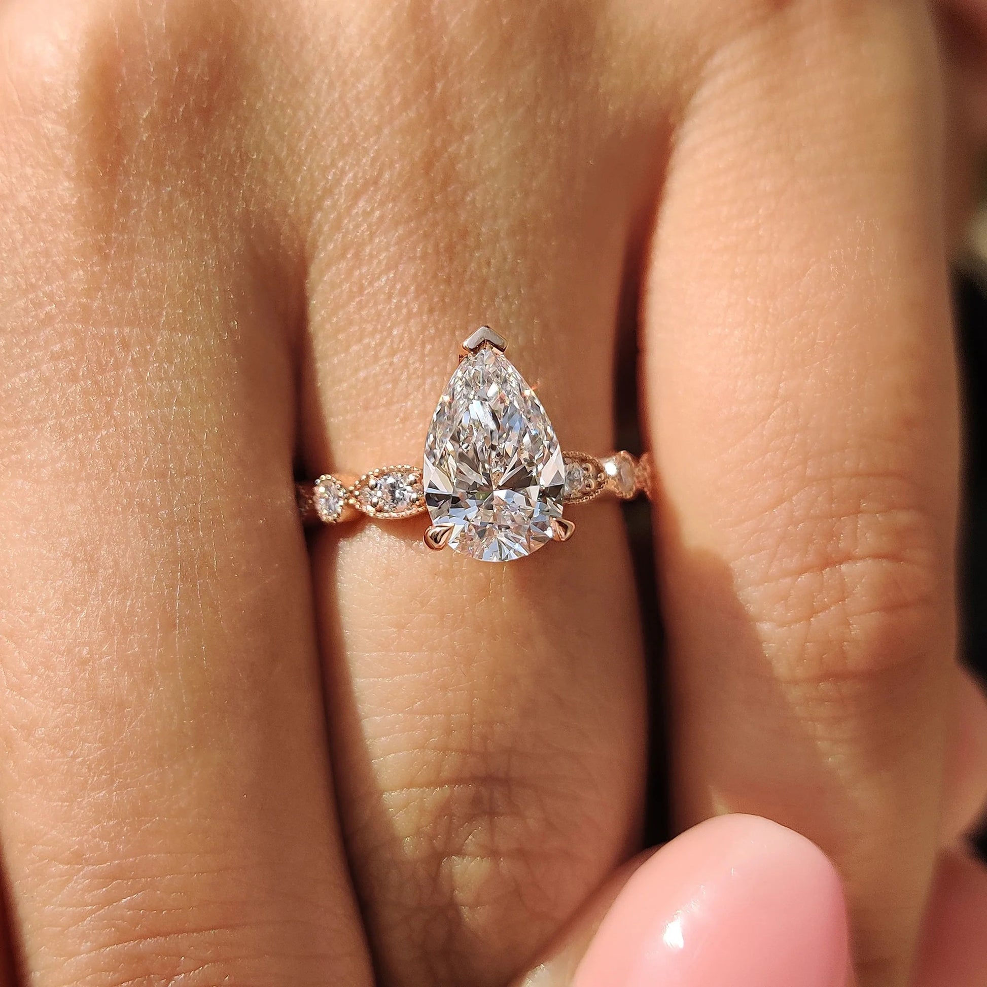 Pear Elegance