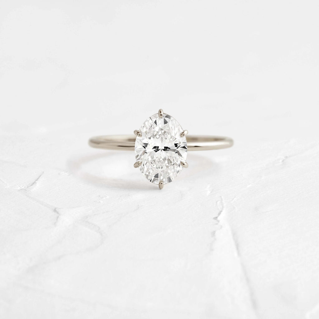 Oval Solitaire